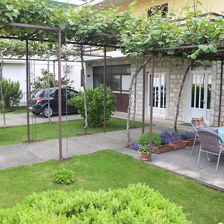 Apartman Simovic Τρέμπινιε Εξωτερικό φωτογραφία